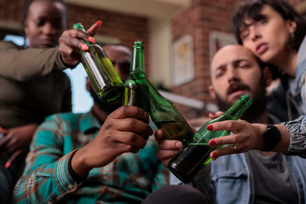 after-hours-alcohol-delivery-hamilton-boo-zapp